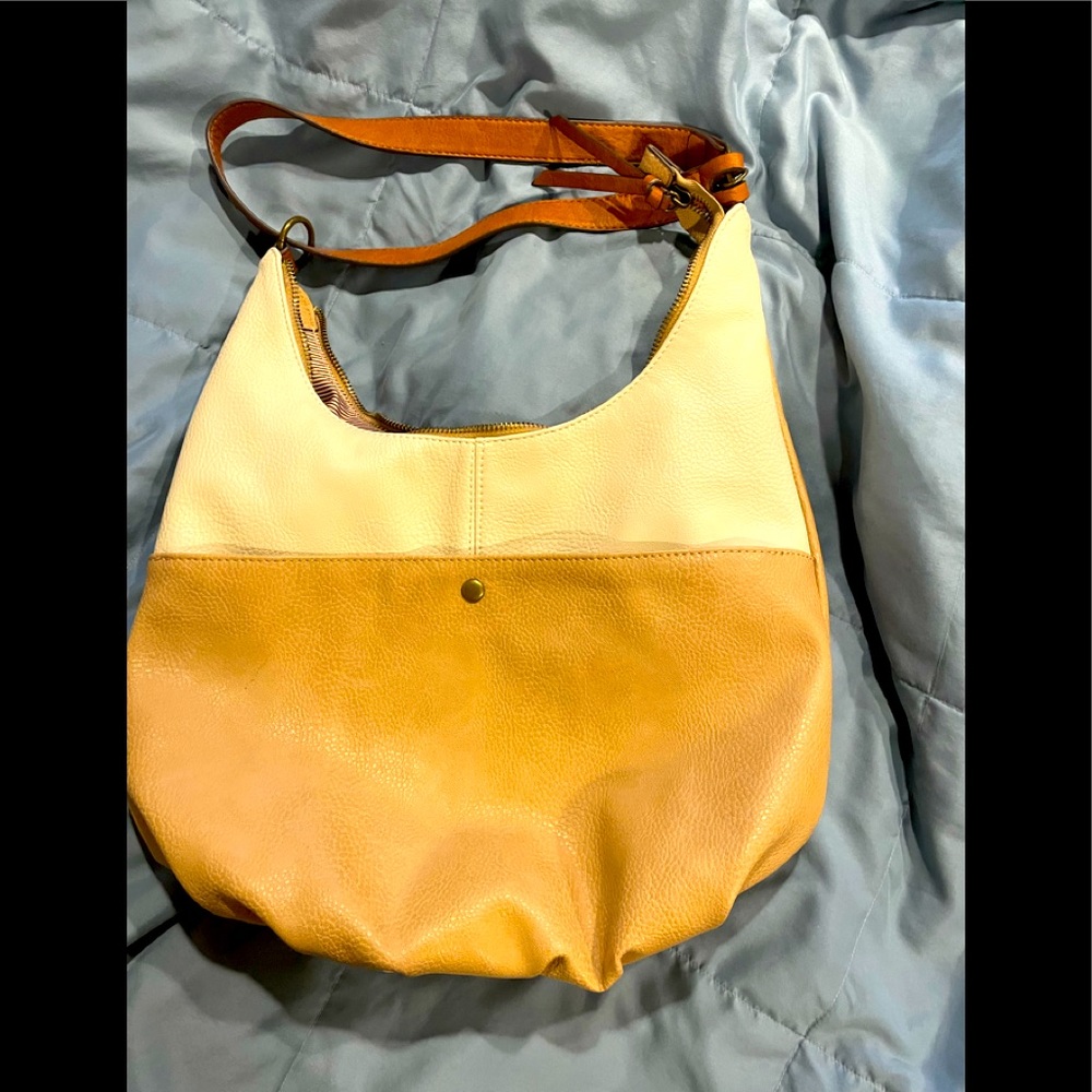 Shoulder bag